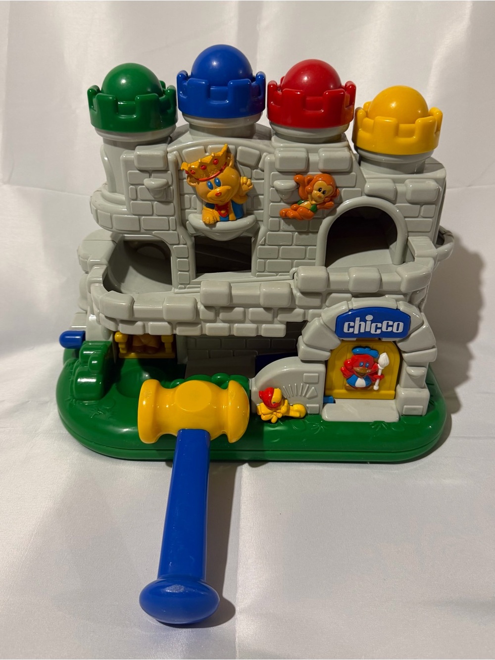 Vintage Chicco Castle Ball Pounder w/ Hammer and All 4 Color Balls - RARE